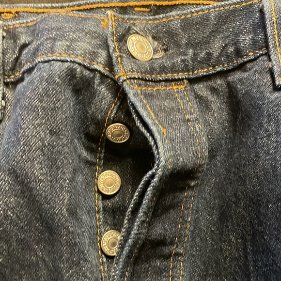 501 Levi Strauss and Company  Jeans. W38 L 32 - Picture 9 of 9